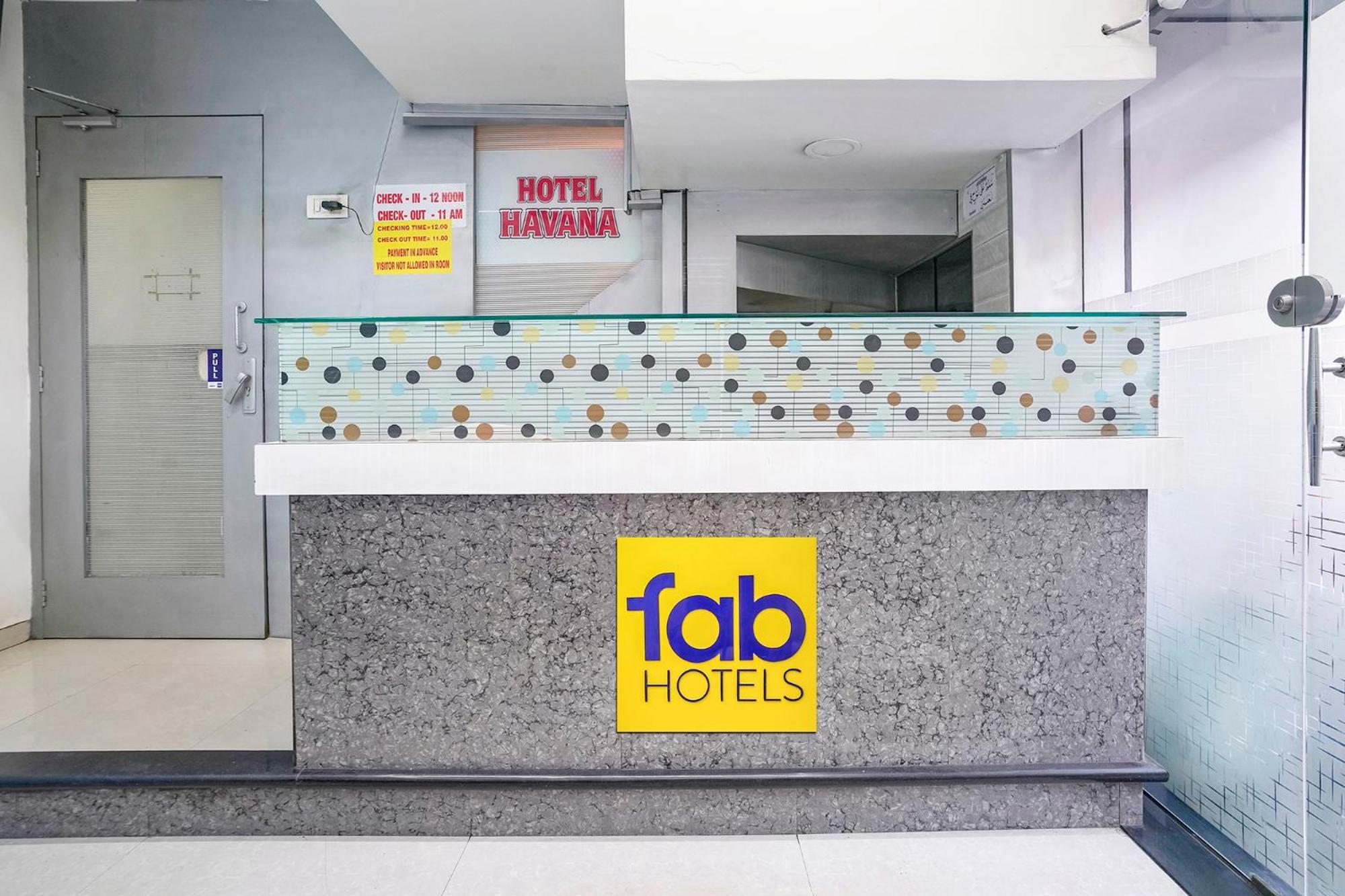 Fabexpress Havana ムンバイ エクステリア 写真